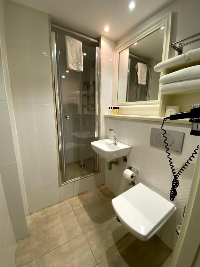 Meroddi Galata Flats Istanbul