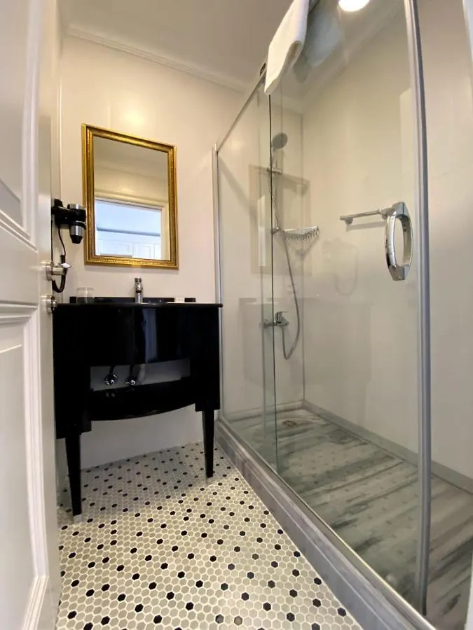 Meroddi Galata Flats Istanbul 0*,