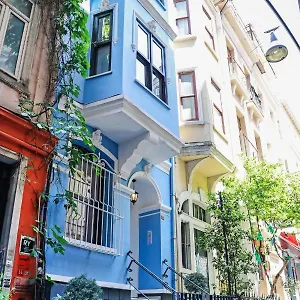 Blue Pera House Holiday home