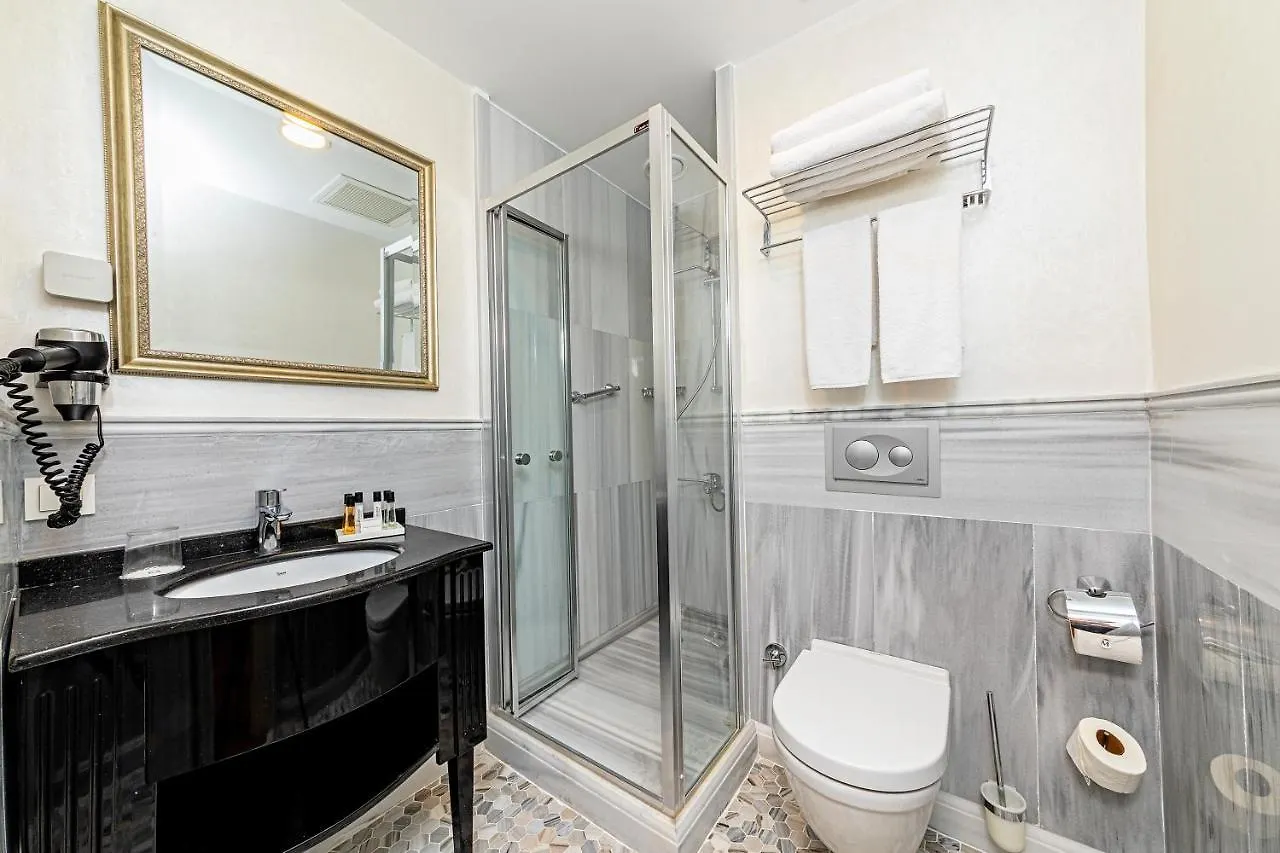 Meroddi Galata Flats Istanbul