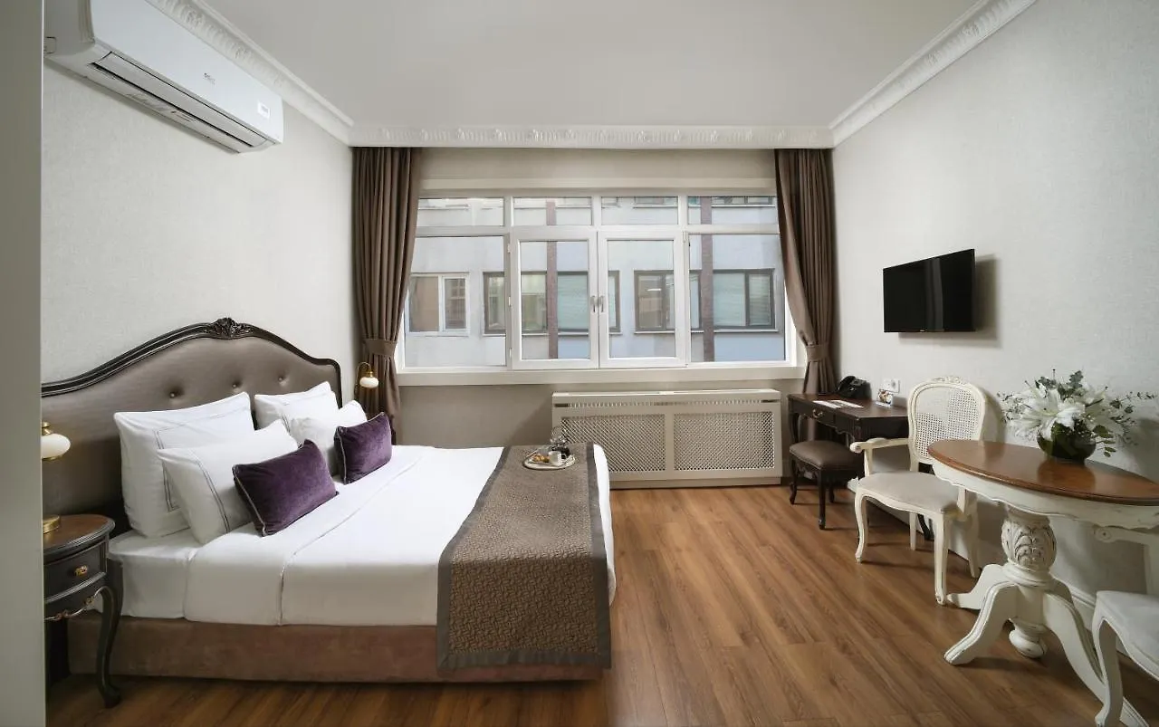 Meroddi Galata Flats Istanbul Apartment