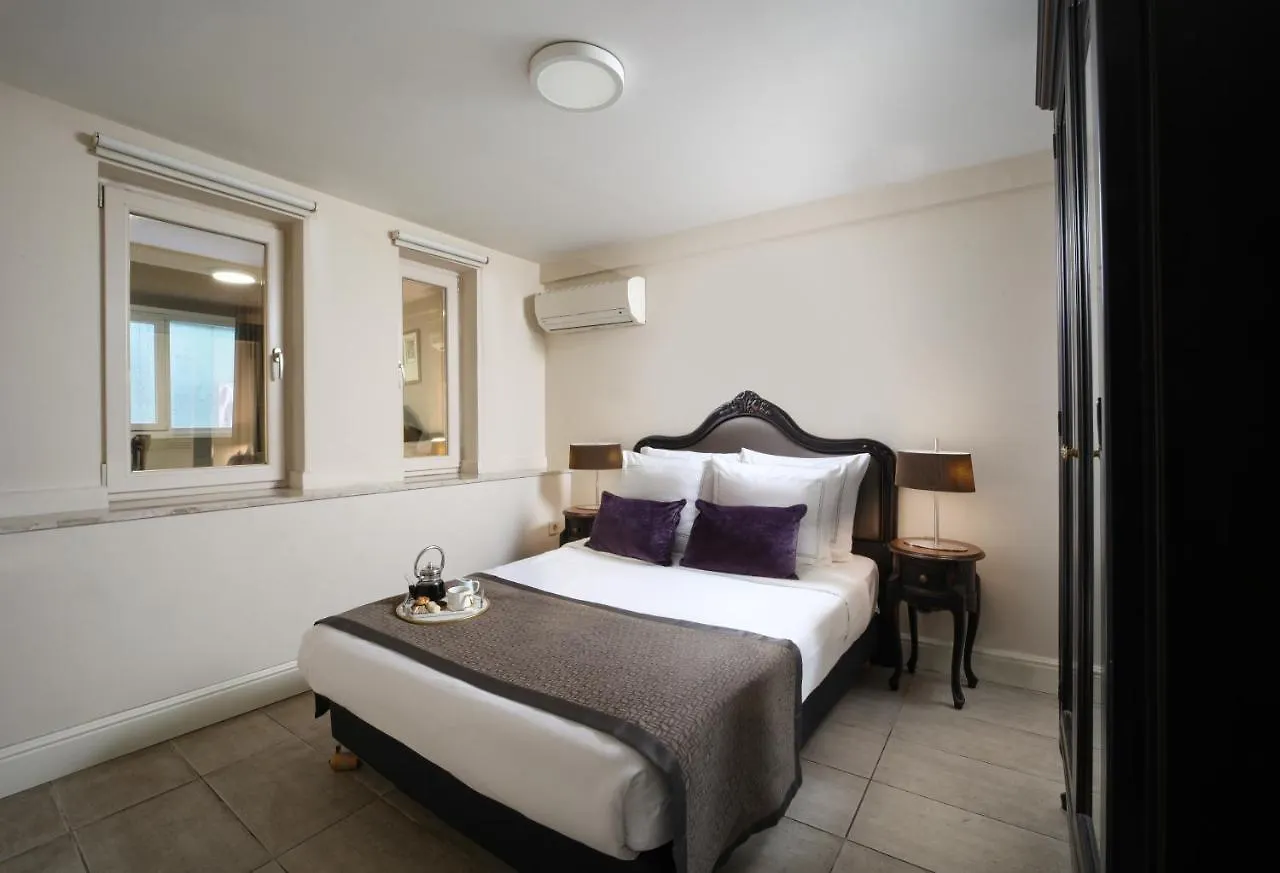 Meroddi Galata Flats Istanbul Turkey