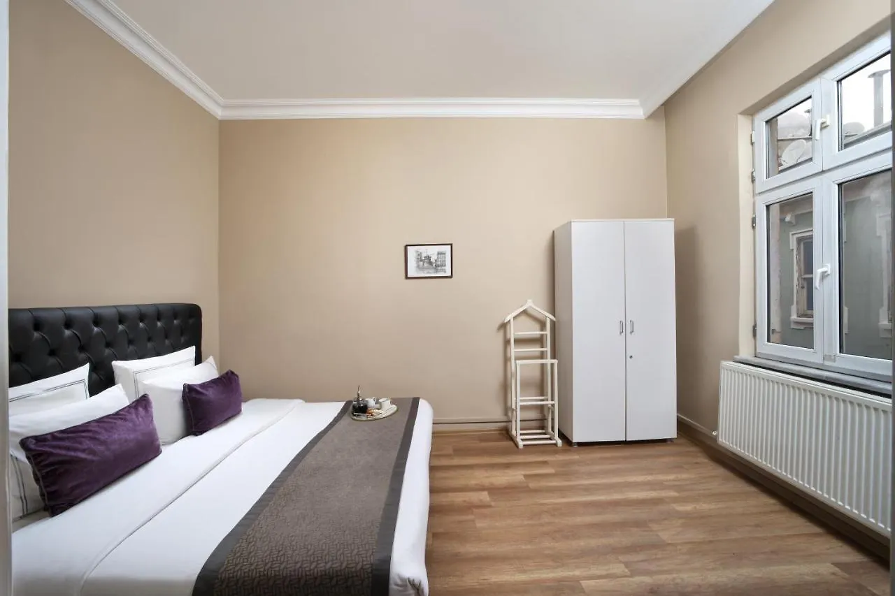 Apartment Meroddi Galata Flats Istanbul Turkey