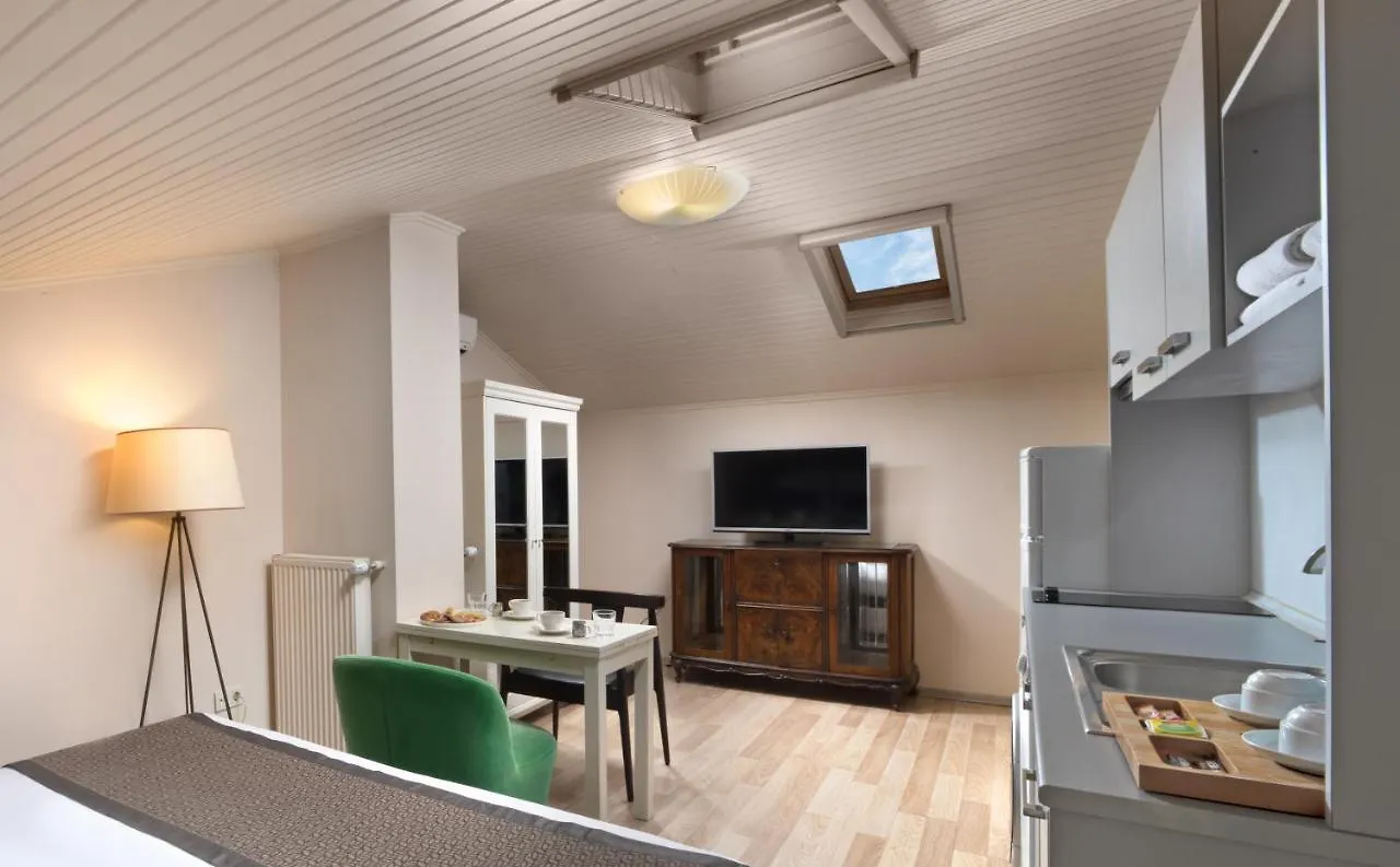 Meroddi Galata Flats Istanbul Apartment