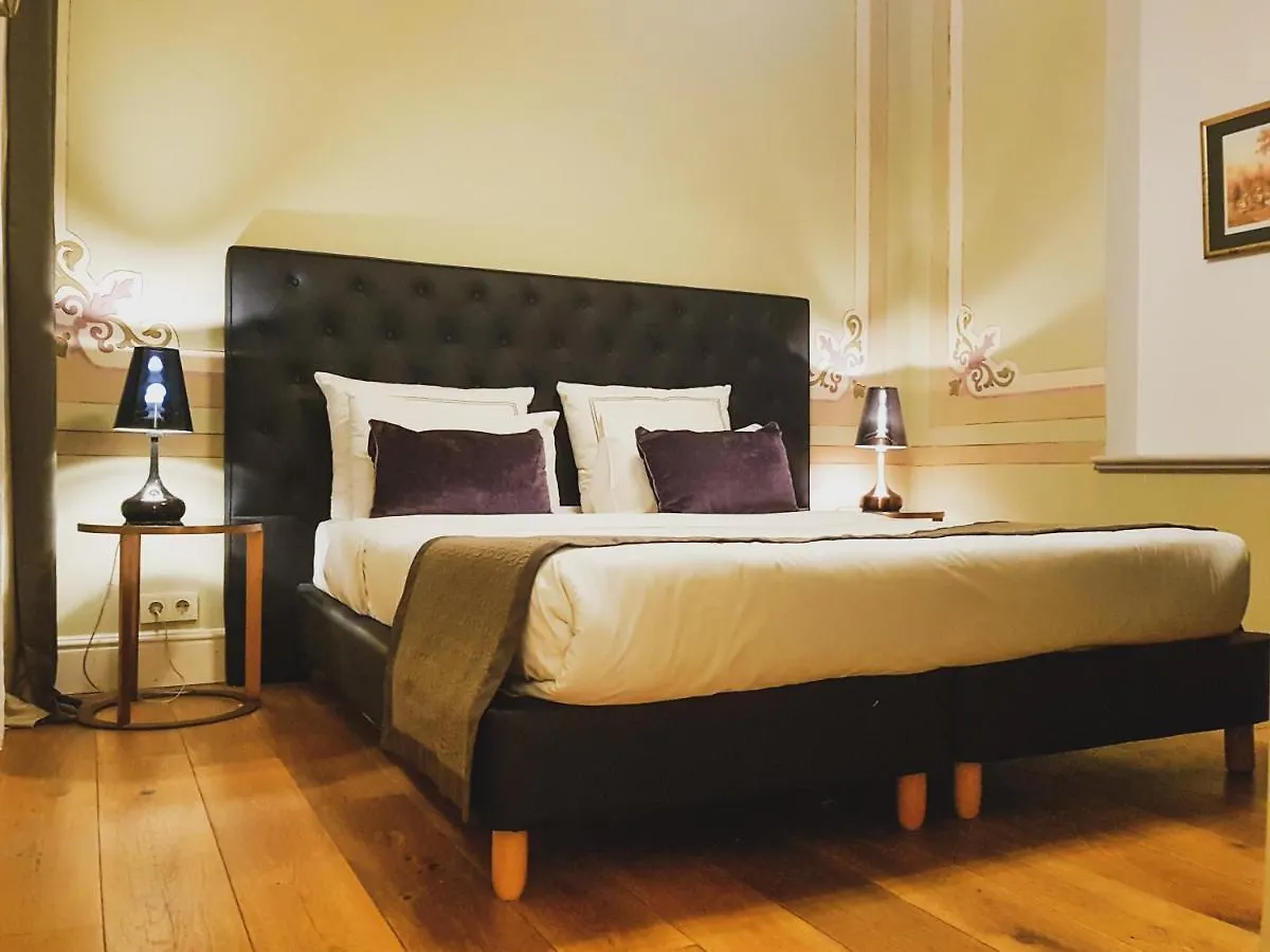 Meroddi Galata Flats Istanbul Apartment